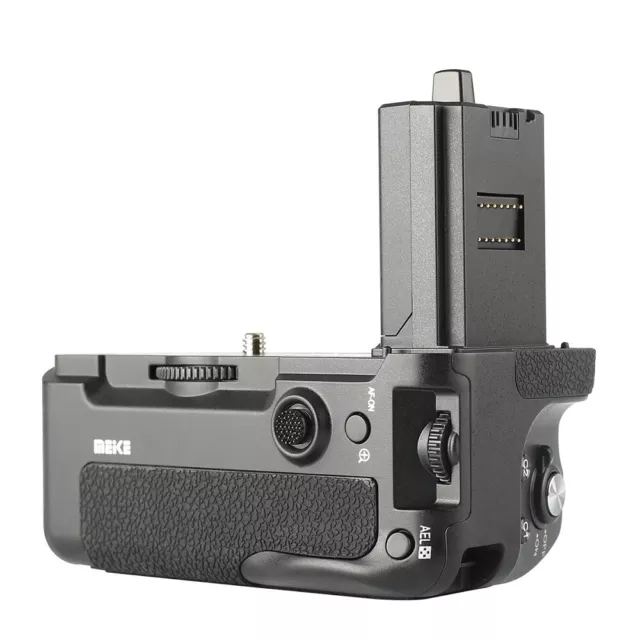 Meike MK-A7IV Vertical Battery Grip For Sony a7RIV a7R4 a7IV a74 a9II Camera