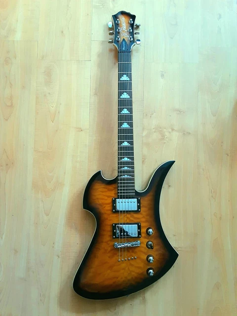 BC RICH MOCKINGBIRD MASTERPIECE sunburst + pedale distorsione IBANEZ PL5 5