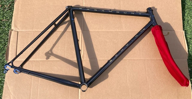 52cm Schwinn Paramount 50th Annv. Frame Set w/24k Gold Plated Fork-NOS Org.Owner 52cm Schwinn Paramount 50th Annv. Frame Set w/24k Gold Plated Fork-NOS Org.Owner