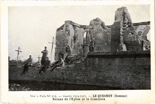 CPA AK Militaire Le QUESNOY - Ruin of the Church and the Cemetery (362354)