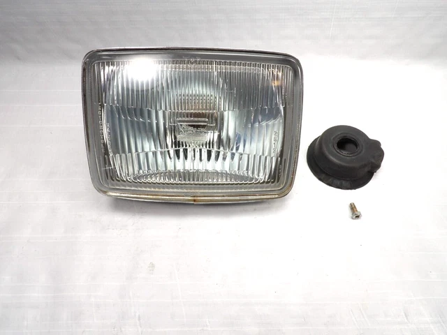 Honda VF500 VF700 VF1100 Magna Sabre Stanley 2912 Headlight Headlamp Bulb Good