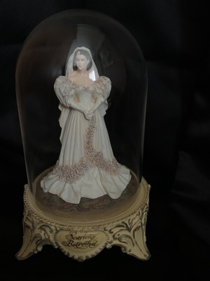 Franklin Mint Scarlett's Betrothal Gone With The Wind Figurine Glass Dome