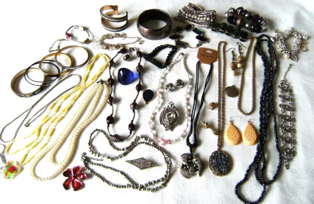 Job Lot Costume Jewellery Mixed-Bundle - Collection - Vintage/Modern - 38 Items