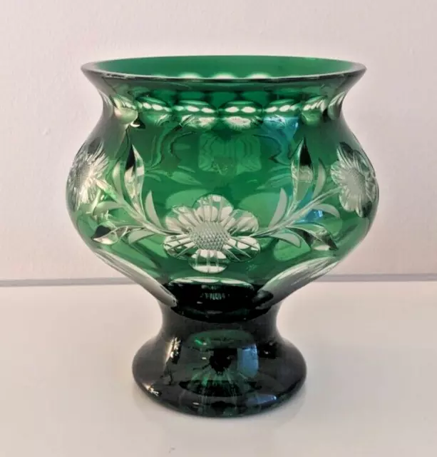 Römer Kristall Nachtmann Stiefmütterchen Blumenvase grüner Überfang  ca. 16x14cm