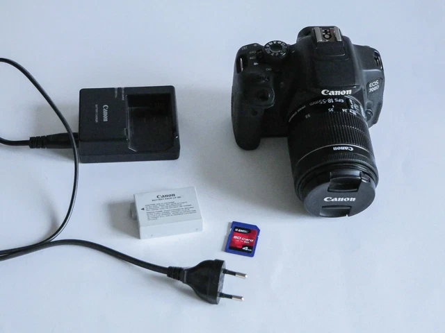 Canon EOS 700D 18 Mpix Appareil Photo Reflex Numérique Kit avec EF-S 18-55mm...