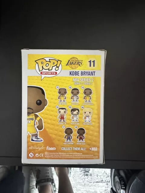 Funko Pop LA Lakers Kobe Bryant (#24 Yellow Jersey) #11 W/ YELLOW ARMBAND RARE 3