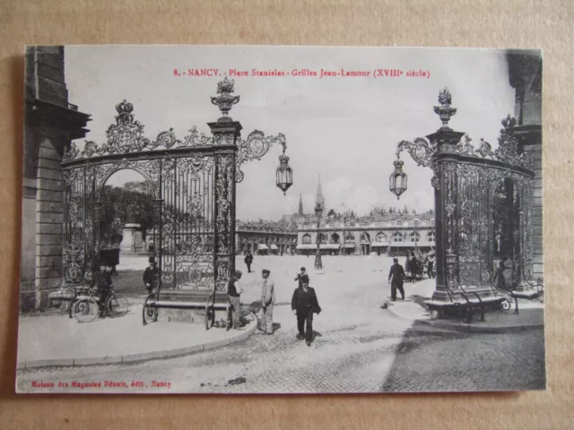 CPA NANCY (54) PLACE STANISLAS LAMOUR GRILLES. HOUSE STORES REUNITED Edits Nancy
