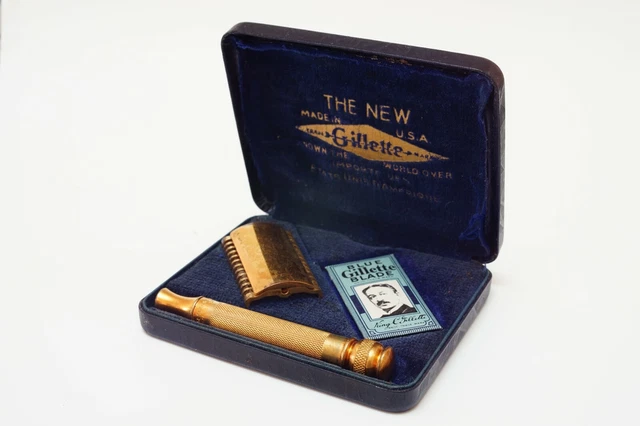 Gillette "THE NEW" Long Comb Gold - Brownie or New Deluxe 1930s (#243)