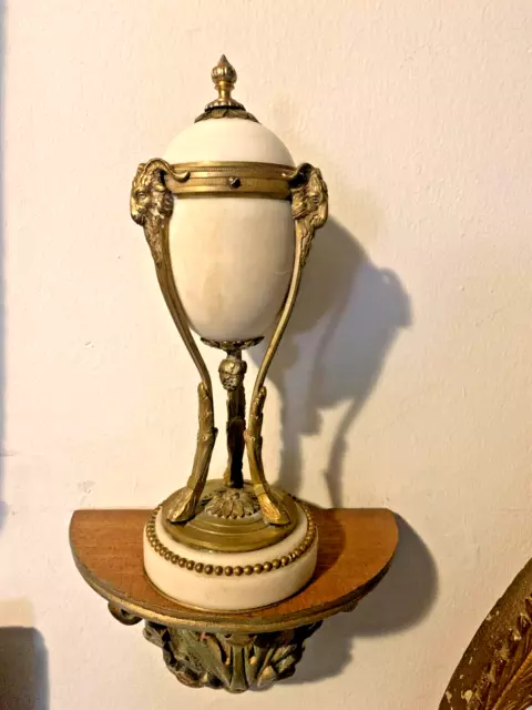 Antique white marble and ormolu cassolette covered Urn, gilt bronze , Louis XVI