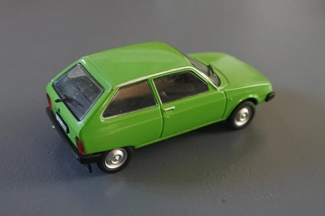 Oltcit Club (Citroen Axel)  Ixo 1/43. 4