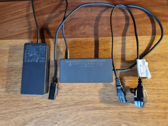 Genuine Microsoft 1661 Surface Docking Station with 1749 Power Adapter