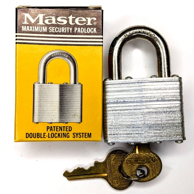 Vtg NOS Master Lock "Secret Service" Padlock #1 w/ x2 Keys 1-3/4" Wide Box E8