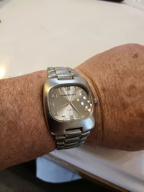 Suisse technik quartz watch hotsell