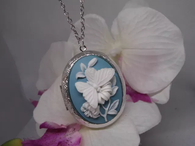 Victorian LOCKET CAMEO BUTTERFLY BLUE WEDDING Necklace Photo MEMORY Birthday new 2