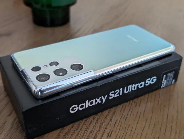 Samsung Galaxy S21 Ultra 5G -MINT CONDITION- 128GB - Phantom Silver (Unlocked)