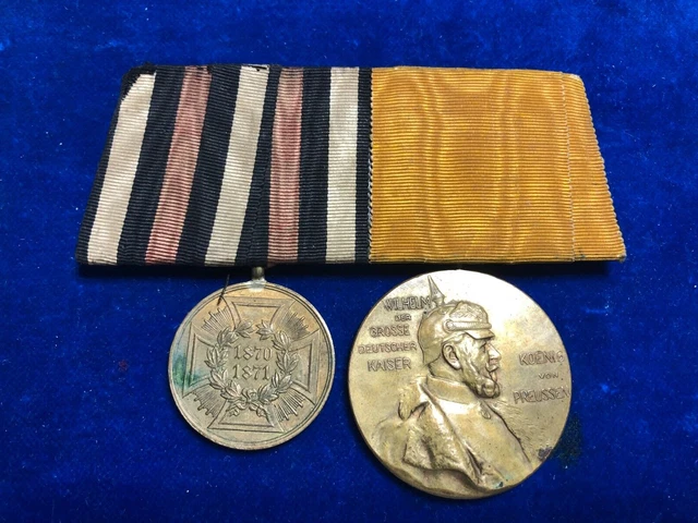 Schöne originale alte Ordensspange eines Kämpfers vom Krieg 1870/71 mit 2 Orden