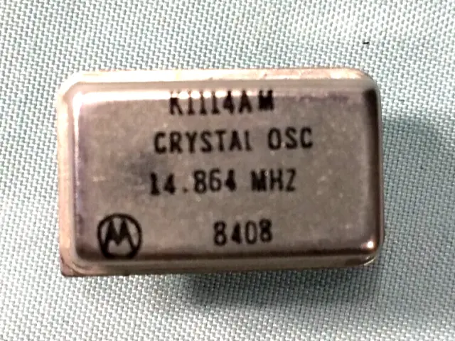 Crystal Oscillator K1114AM  Motorola 14.864 Megahertz DIP 4 Pin 20 Piecs in Tube