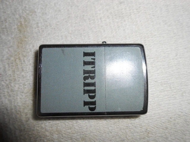 Classic  Zippo Lighter - Brushed Chrome Finish