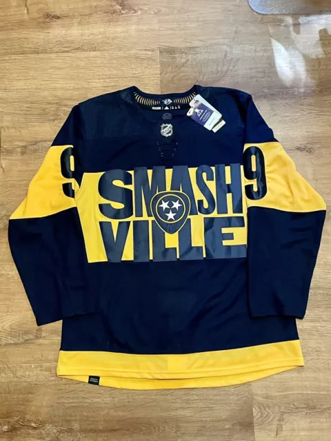 NHL '21-'22 Stadium Series Nashville Predators Filip Forsberg #9 Navy T- Shirt