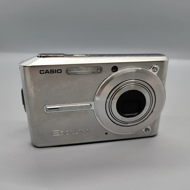 Casio Exilim EX-S600 6.0MP Compact Digital Camera Silver Tested