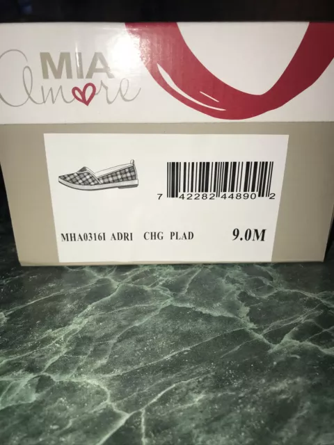 mia amore shoes new still in box. memory foam insole plaid in color 2