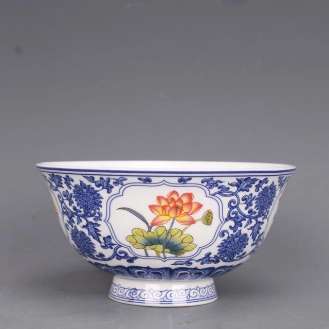 Chinese Blue and White Doucai Porcelain Qing Qianlong Flowers Design Bowl 4.65"
