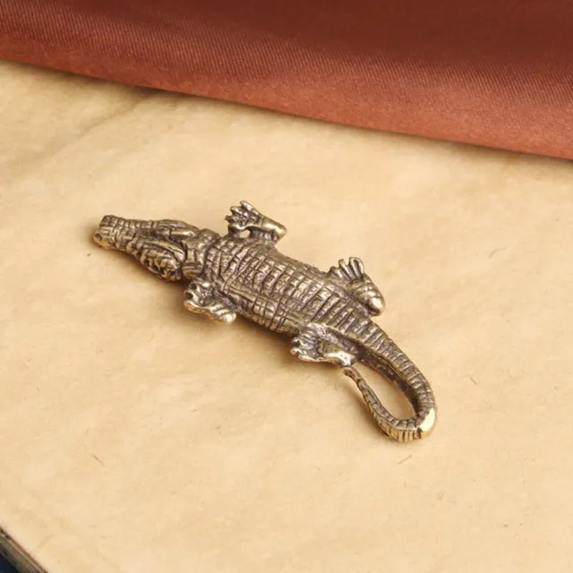 Small Crocodile Statue Antique Key Chain Vivid Alligator Ornaments  Home Decor