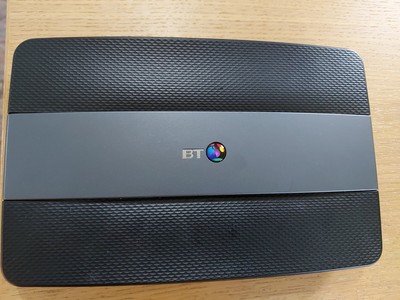 BT Smart Hub 6 router wireless della rete domestica-COMPLETO-MAI USATE-Nuovo di zecca! 