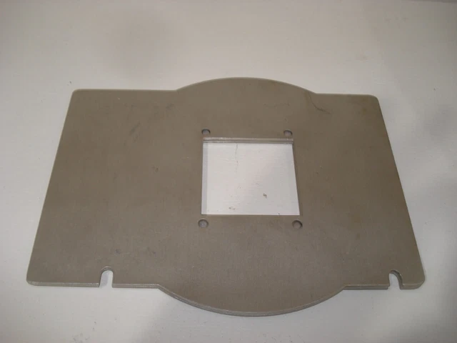 Vintage Omega D-2 Negative Carrier 2  1/4" X 2  1/4" size Excellent Condition