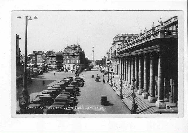 33  Bordeaux  Place De La Comedie  Grand Theatre