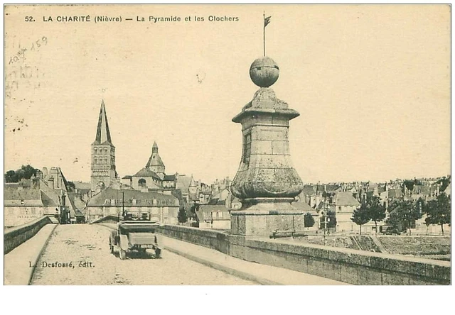 58.LA CHARITE.n°12724.LA PYRAMIDE ET LES CLOCHERS