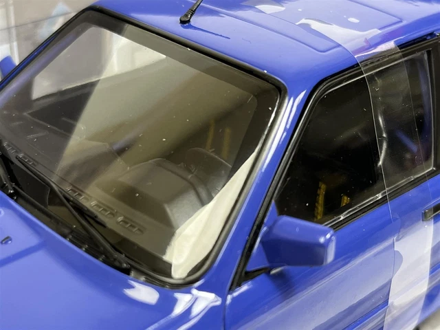 BMW E30 M3 1990 Bleu 1:18 Echelle Solido 1801516 6
