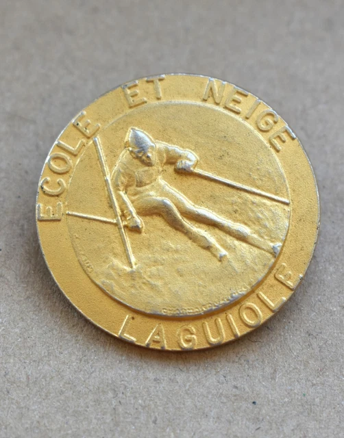 insigne, broche médaille de ski promotion de la SAVOIE, vintage