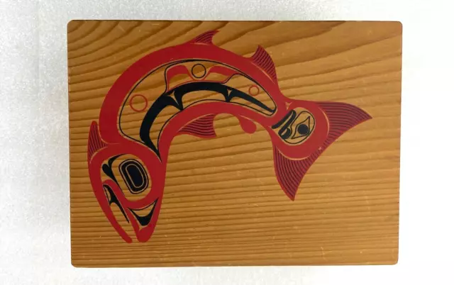 Upper Tribe Skagit SALMON Wooden Trinket Box w Lid P Dunthorne 1988 Upper Tribe Skagit SALMON Wooden Trinket Box w Lid P Dunthorne 1988