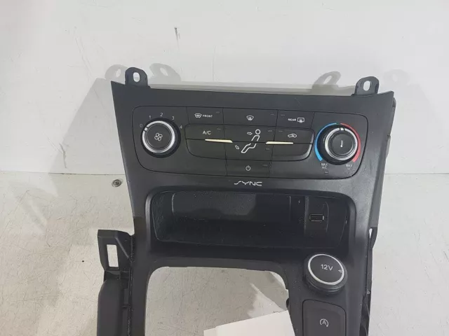 Ford Focus Mk3 Zetec S Tdci 2014-2017 Heater Control Panel & Surround 2