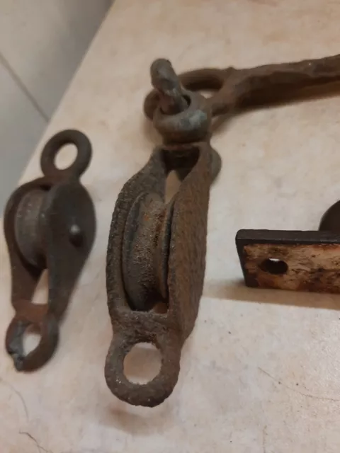vintage small pulleys 3