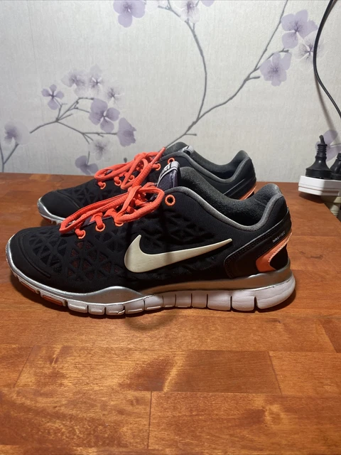 Nike Training Free Fit 2 487789-015 Womens Sneakers Size 10 VGC + FREE POSTAGE