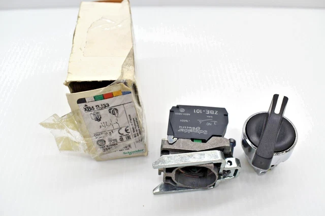 Schneider Telemecanique XB4BJ33 Maintained Selector Switch