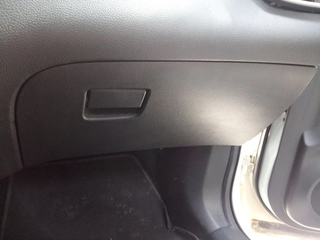Boîte a gants nissan qashqai ii todo terreno cerrada 1.5 dci (110 cv) 2336190