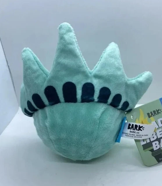 Barkbox statue of liberty hot sale ball
