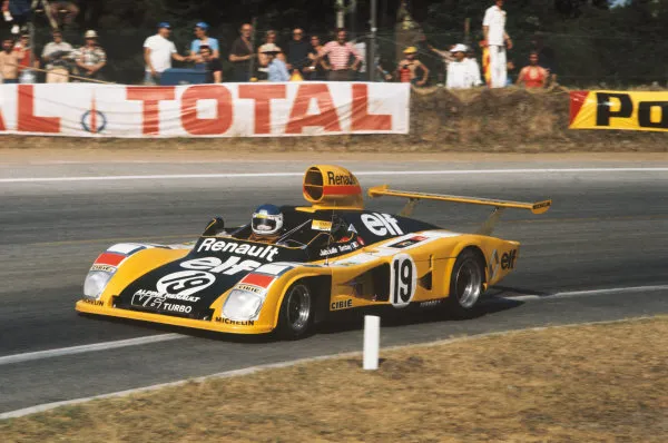 JP Jabouille Patrick Tambay Alpine Renault A442 Le Mans 1976 OLD Photo 2