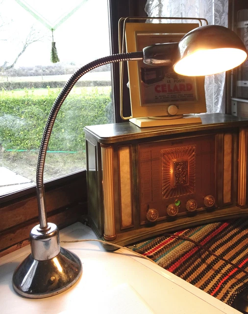 Ancienne Lampe de bureau Atelier métal chromé flexible articulé 80cm.