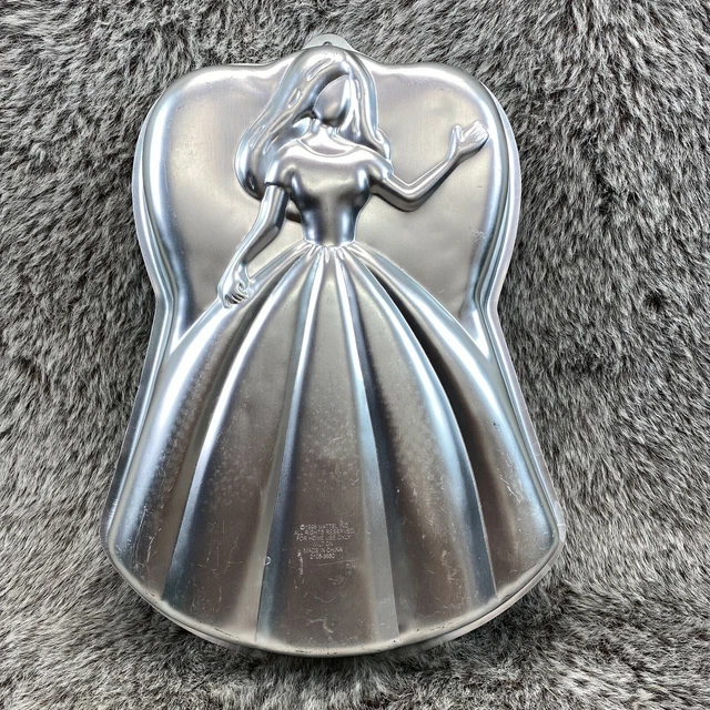 Vintage Wilton Mattel Aluminum 2105-3550 Barbie Princess Cake Pan 1998