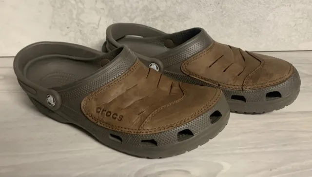Crocs Men's Brown Gray Leather Closed Toe Slip-On Clog Sandals Size 10