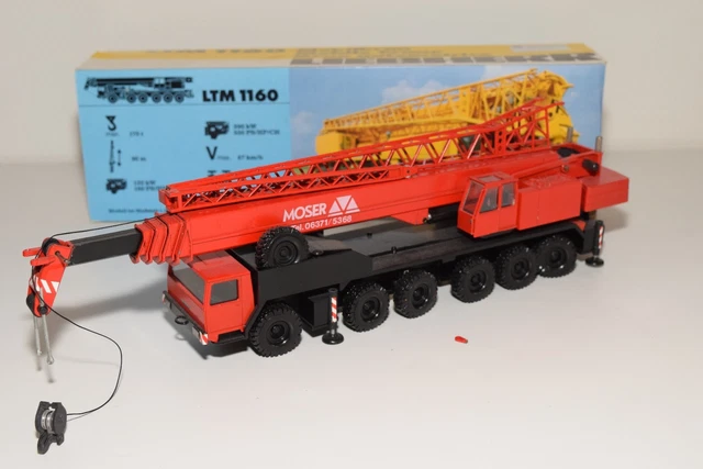 Camion Grue Mobile Conrad 2094 1/50 LTM 1060/2 / Liebherr