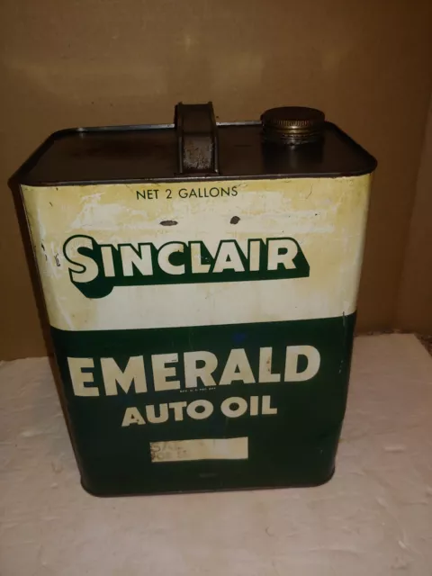 Vintage 40's/50's Sinclair Emerald Auto Oil 2 Gallon Metal Can,Motor,New York Vintage 40's/50's Sinclair Emerald Auto Oil 2 Gallon Metal Can,Motor,New York
