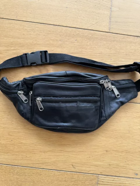 Vintage 1990s Leather Bumbag Fannypack Bag Belt Crossbody