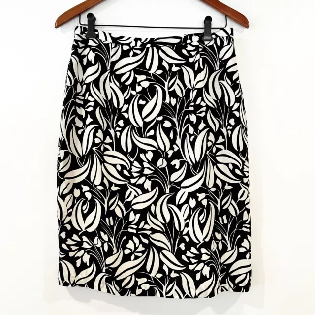 Neiman Marcus Black White Silk Skirt Knee Length Pencil