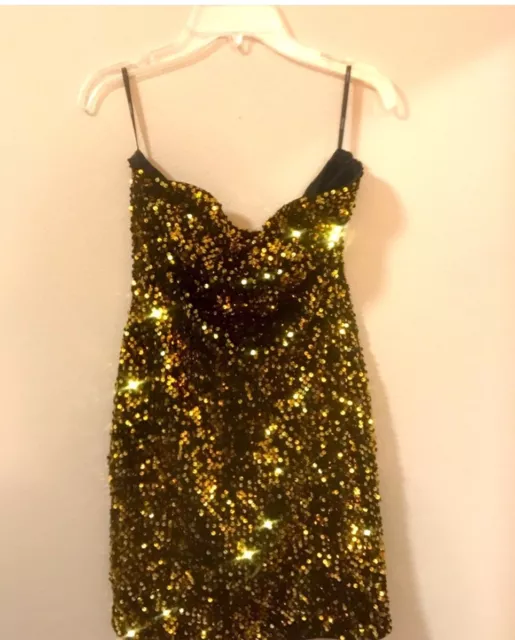 Women’s Dress Size M Gold Sequin All Over Gorgeous  Party Dress Holiday Dress