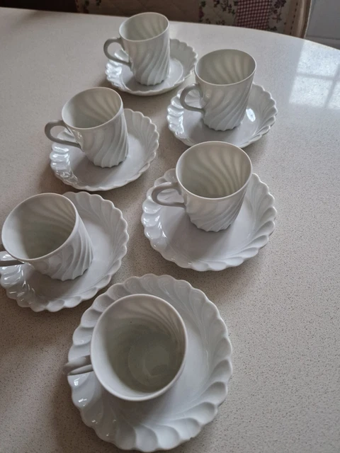 Set De 6 Tasses à Café Maison Du Monde – Motif Taches De Peinture Ivoire – Moderne